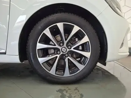 Photo 16 Renault Clio  E-Tech 140 - 21N