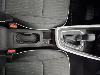 Photo 70 Renault Clio  E-Tech 140 - 21N