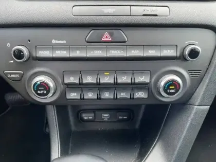 Photo 10 Kia Sportage Gén. IV Ph2 Active 5