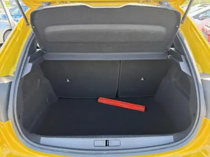 Photo 7 Peugeot 208 Gén. II Ph1 NG Like 5