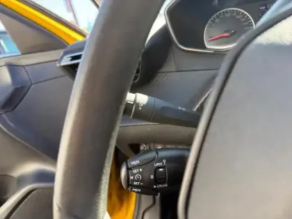 Photo 16 Peugeot 208 Gén. II Ph1 NG Like 5