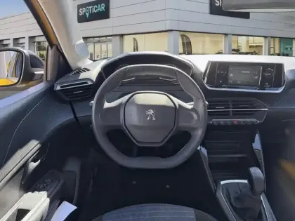 Photo 11 Peugeot 208 Gén. II Ph1 NG Like 5