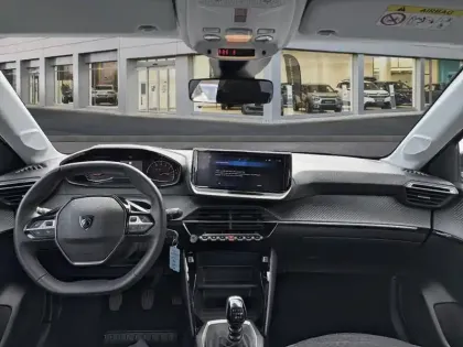 Photo 9 Peugeot 208  PureTech 100 S&S BVM6 Active