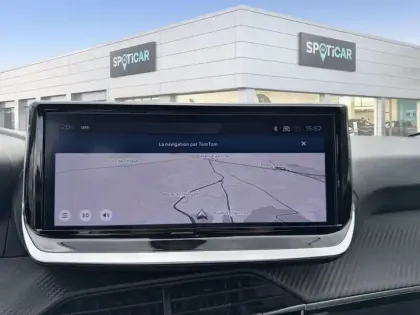 Photo 10 Peugeot 208  PureTech 100 S&S BVM6 Active