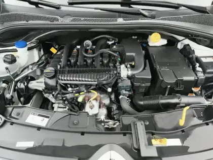 Photo 6 Citroën C3 Gén. III Ph2 Shine 5