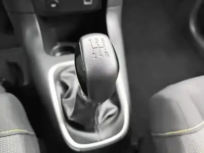 Photo 23 Citroën C3 Gén. III Ph2 Shine 5