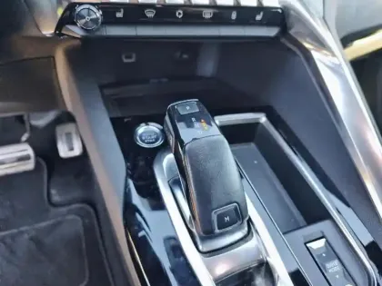 Photo 23 Peugeot 5008 Gén. II Ph2 GT 5