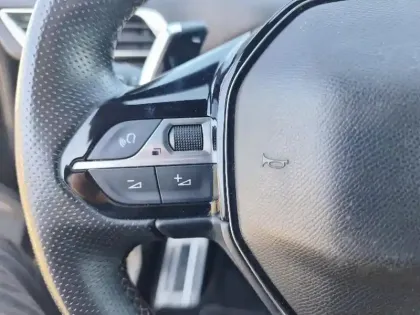 Photo 18 Peugeot 5008 Gén. II Ph2 GT 5