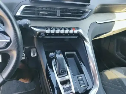 Photo 8 Peugeot 5008 Gén. II Ph2 GT 5