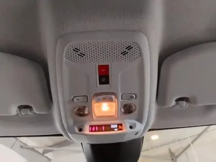 Photo 24 Peugeot 208  Turbo 100 ch BVM6 Allure