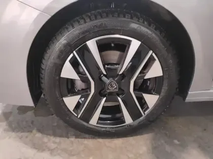 Photo 14 Peugeot 208  Turbo 100 ch BVM6 Allure