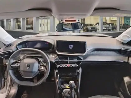 Photo 9 Peugeot 208  Turbo 100 ch BVM6 Allure