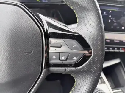 Photo 19 Peugeot 408  PureTech 130 ch S&S EAT8 GT