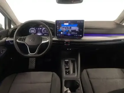 Photo 7 Volkswagen Golf 1.5 eHybrid 204 DSG6 VW Edition