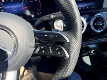 Photo 19 Mercedes Classe A Gén. IV (W177) Ph2 AMG Line 5