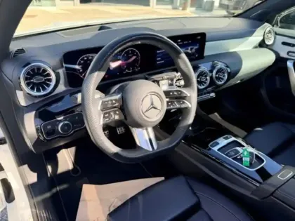 Photo 9 Mercedes Classe A Gén. IV (W177) Ph2 AMG Line 5