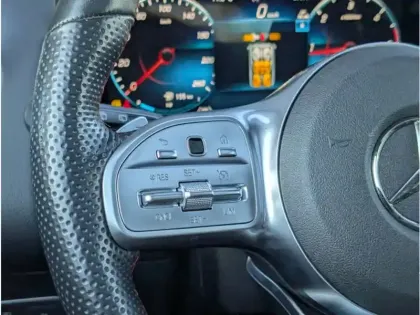 Photo 12 Mercedes GLB 200 d 