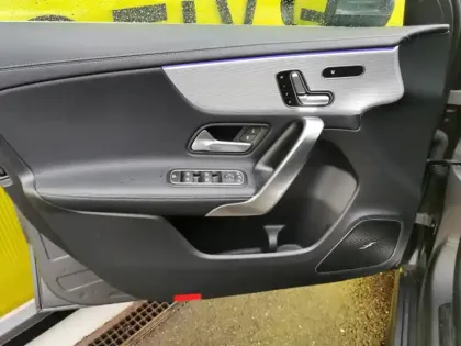 Photo 17 Mercedes Classe A 250 4MATIC AMG Line pack carro