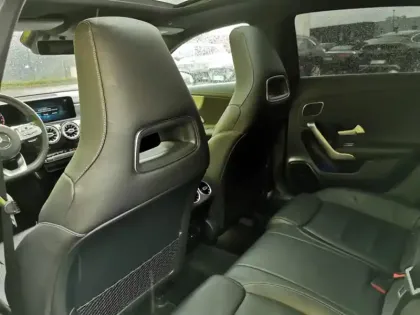 Photo 12 Mercedes Classe A 250 4MATIC AMG Line pack carro