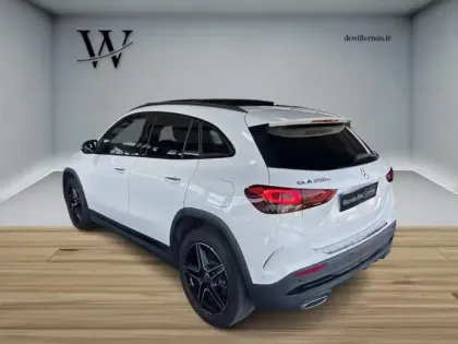 Photo 22 Mercedes GLA 250 e AMG Line