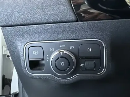 Photo 16 Mercedes GLA Gén. II (H247) Ph1 AMG Line 5