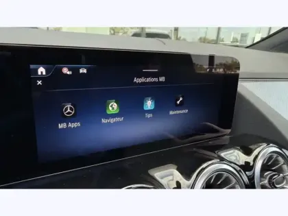 Photo 36 Mercedes GLA 200 D