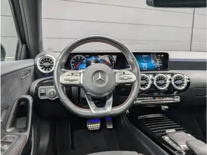 Photo 11 Mercedes Classe A 200 d 