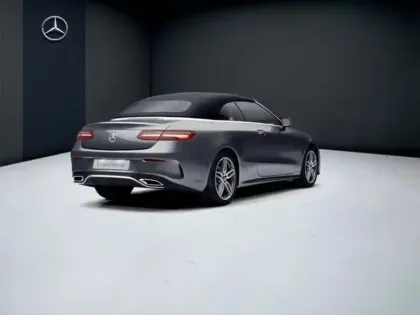 Photo 12 Mercedes CLA E 200 Cabriolet Executive