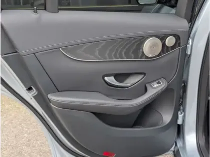 Photo 18 Mercedes Classe GLC 300 de 4MATIC