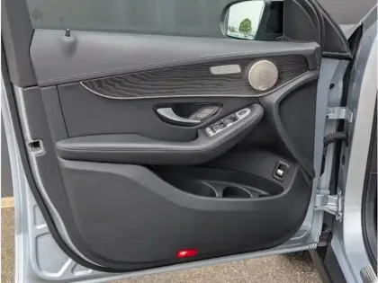 Photo 15 Mercedes Classe GLC 300 de 4MATIC