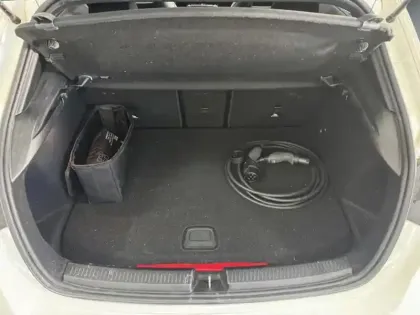 Photo 9 Mercedes Classe A Gén. IV (W177) Ph1 AMG Line 5