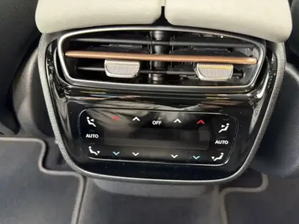 Photo 12 Mercedes Classe S Gén. I (V297) Ph1 AMG Line 5