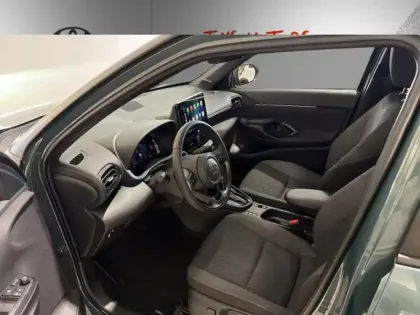 Photo 17 Toyota Yaris Hybride 1.5 HYBRID 130H DESIGN AUTO 2WD