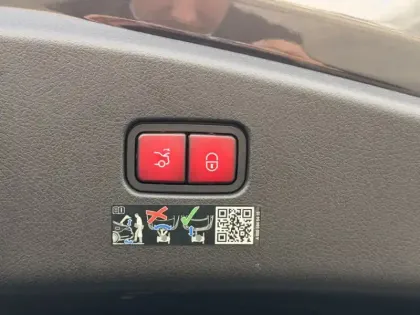 Photo 19 Mercedes CLE Gén. I (C236) Ph1 AMG Line 2