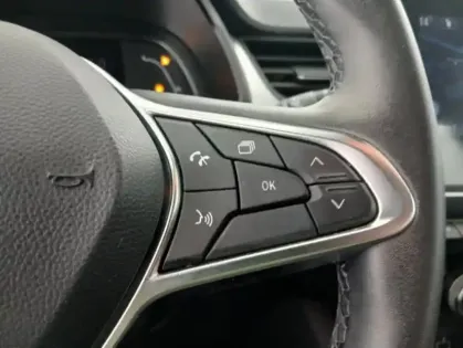 Photo 25 Renault Captur E-Tech 145 - 21 Business