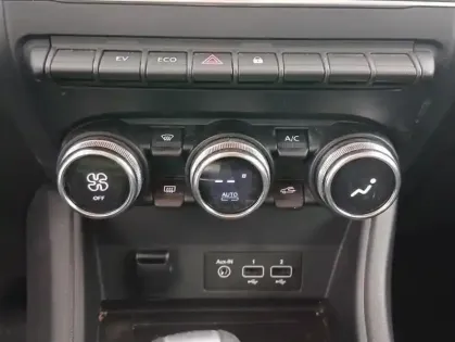 Photo 22 Renault Captur E-Tech 145 - 21 Business