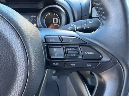 Photo 12 Toyota Yaris Hybride 116H Design MY22