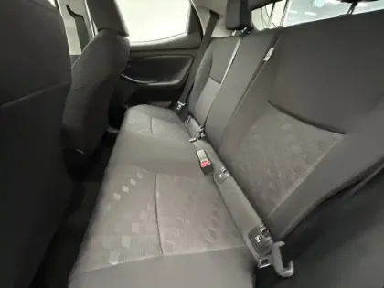 Photo 14 Toyota Yaris Hybride 116h Dynamic