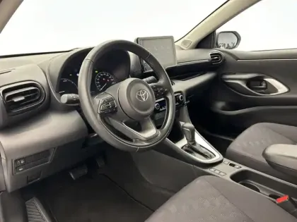 Photo 12 Toyota Yaris Hybride 116h Dynamic