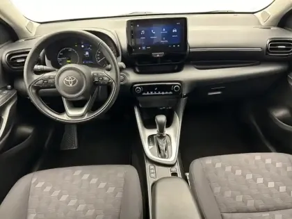 Photo 10 Toyota Yaris Hybride 116h Dynamic