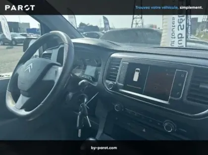 Photo 12 Citroën Jumpy Gén. III Ph1 NG Club 1