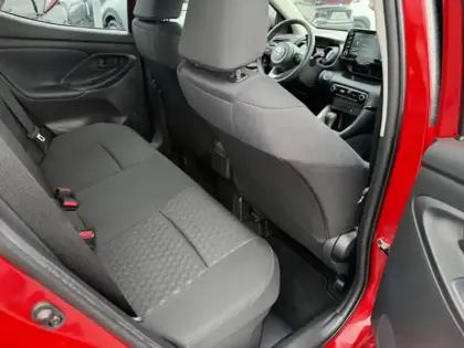 Photo 12 Toyota Yaris Hybride 116h Design