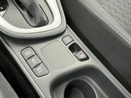 Photo 23 Toyota Yaris Hybride 116h Design