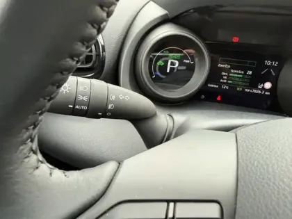 Photo 21 Toyota Yaris Hybride 116h Design