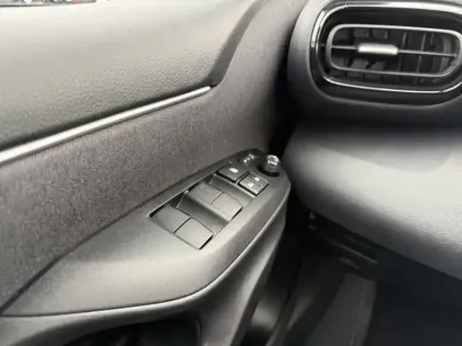 Photo 26 Toyota Yaris Hybride 116h Design