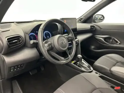 Photo 14 Toyota Yaris Gén. I Ph1 NG Première 5