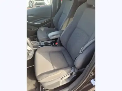 Photo 12 Toyota Corolla Hybride 184h Design