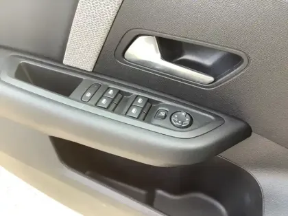 Photo 16 Citroën C4 Gén. III Ph1 NG MAX 5