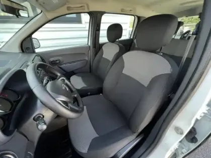 Photo 9 Dacia Lodgy 7 Places Essentiel TCe 100 FAP E6U