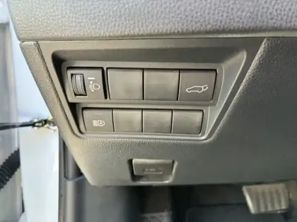 Photo 24 Toyota Yaris Hybride 1.5 HYBRID 116H TRAIL AWD AUTO